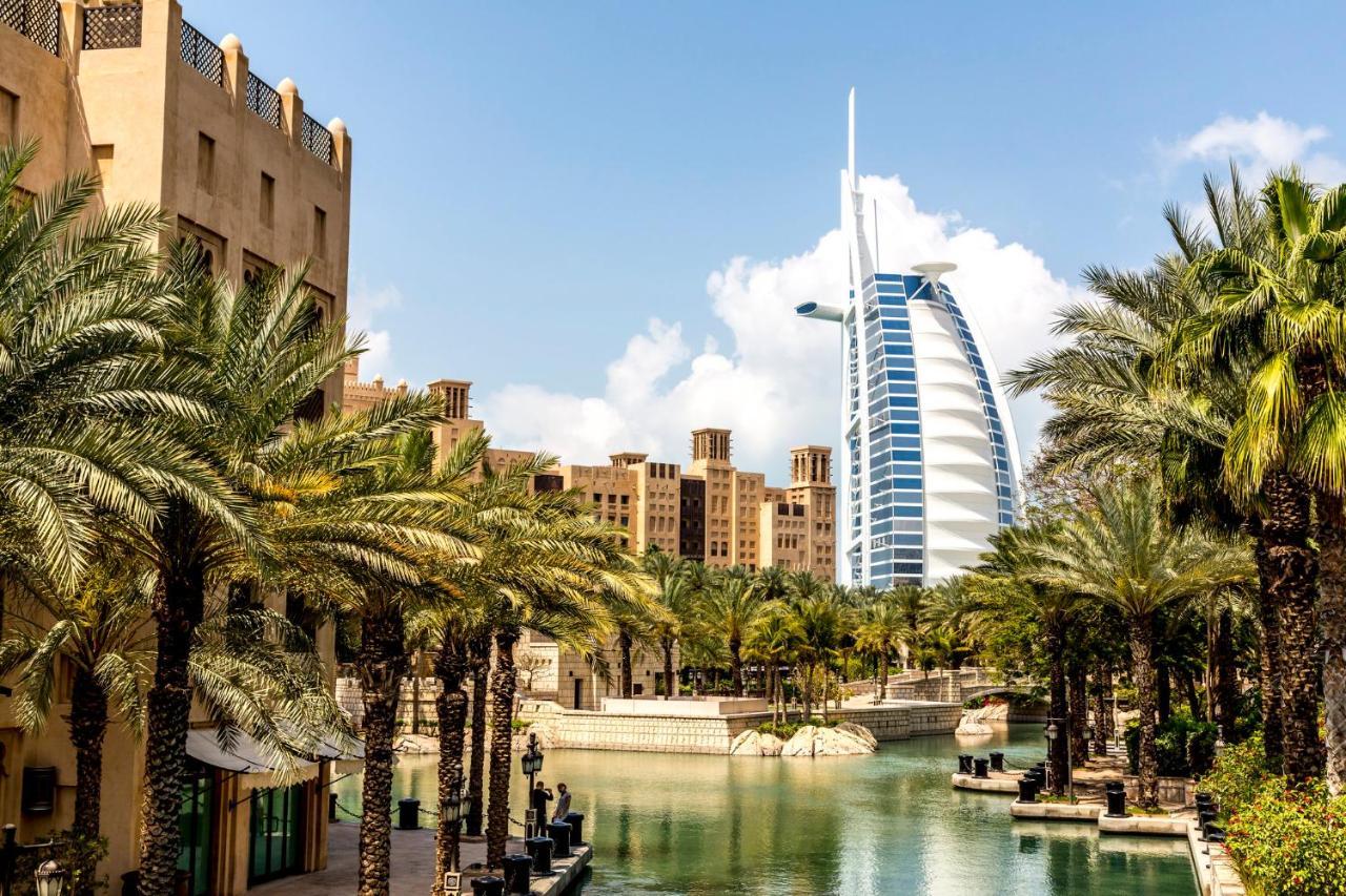 Holiday Inn Express Dubai Internet City By Ihg Exterior foto