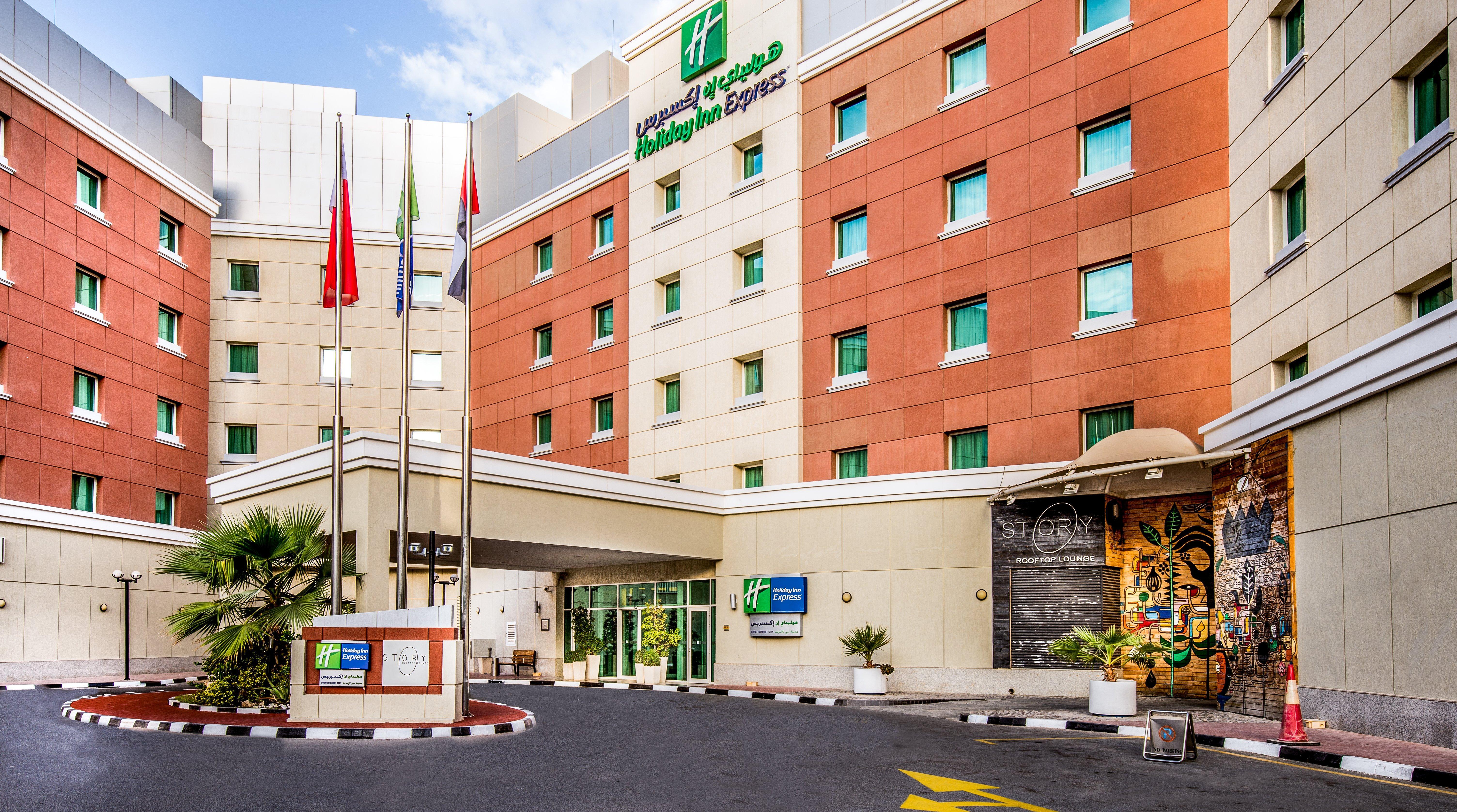 Holiday Inn Express Dubai Internet City By Ihg Exterior foto